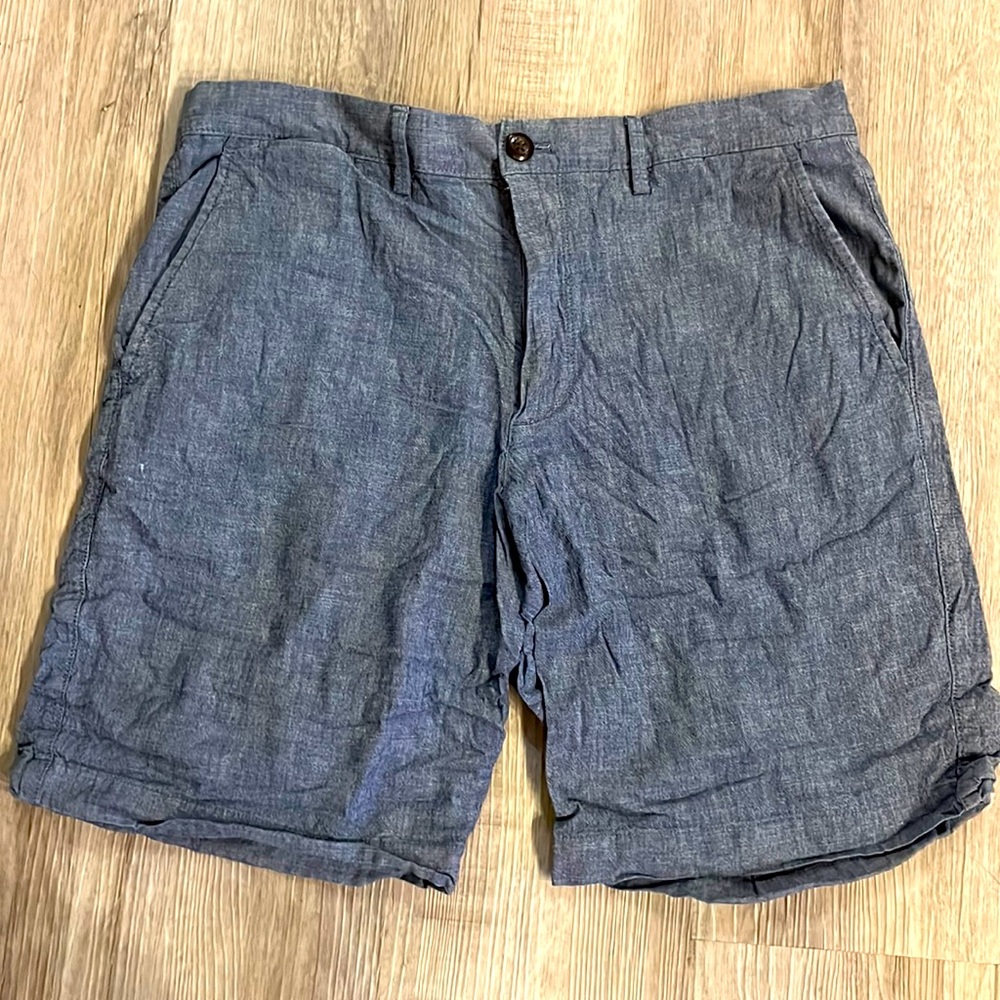 Gap Essential Khaki (Denim Appeal) Shorts